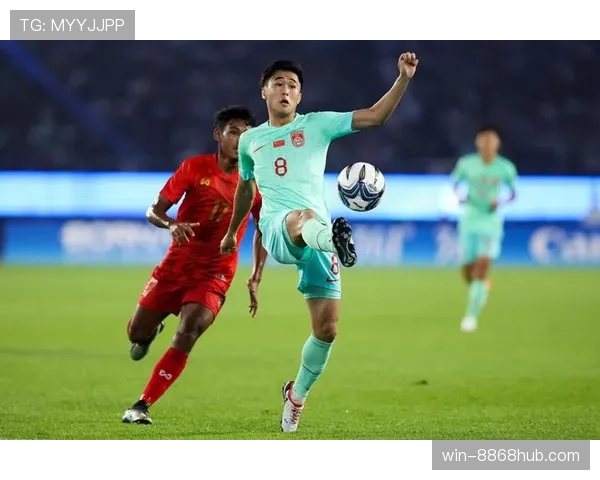 戴伟浚技术特点解析：控球稳健性、传球精准度与进攻组织能力的进阶逻辑