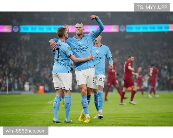 德布劳内如何以空间利用与视野塑造战术核心价值